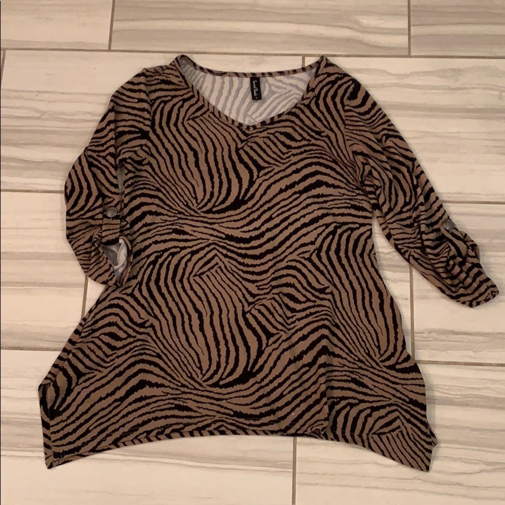 Animal print top
